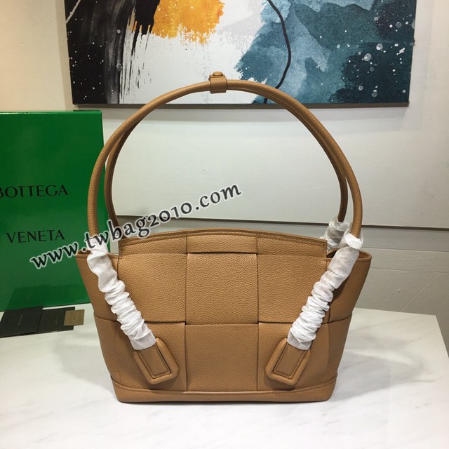 Bottega veneta高端女包 寶緹嘉爆款THE ARCO編織款手提包  BV經典款蝙蝠包  gxz1114